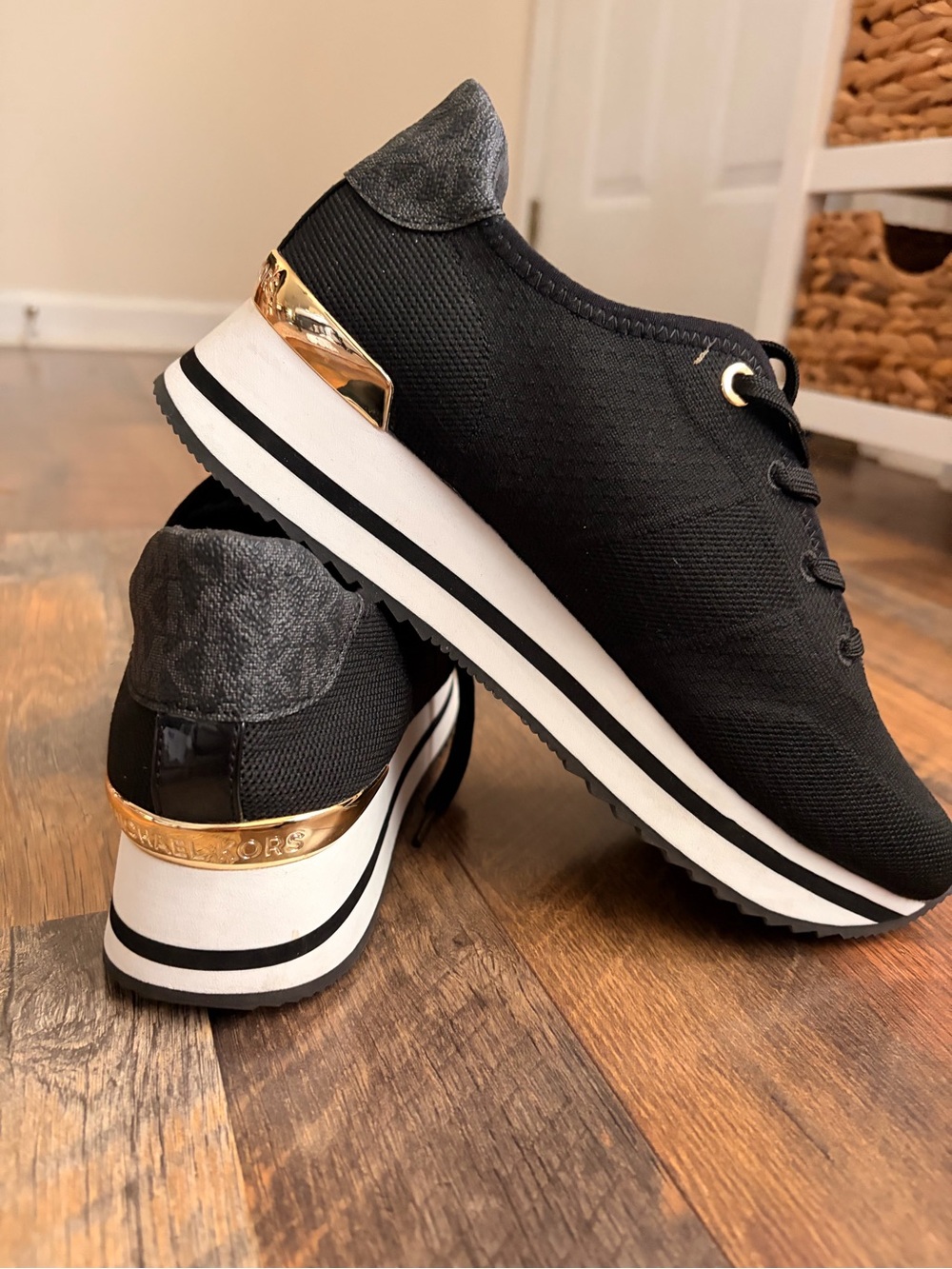 Michael Kors Black Knit Platform Sneakers with Gold Accents 8.5 M - Picture 3 of 4
